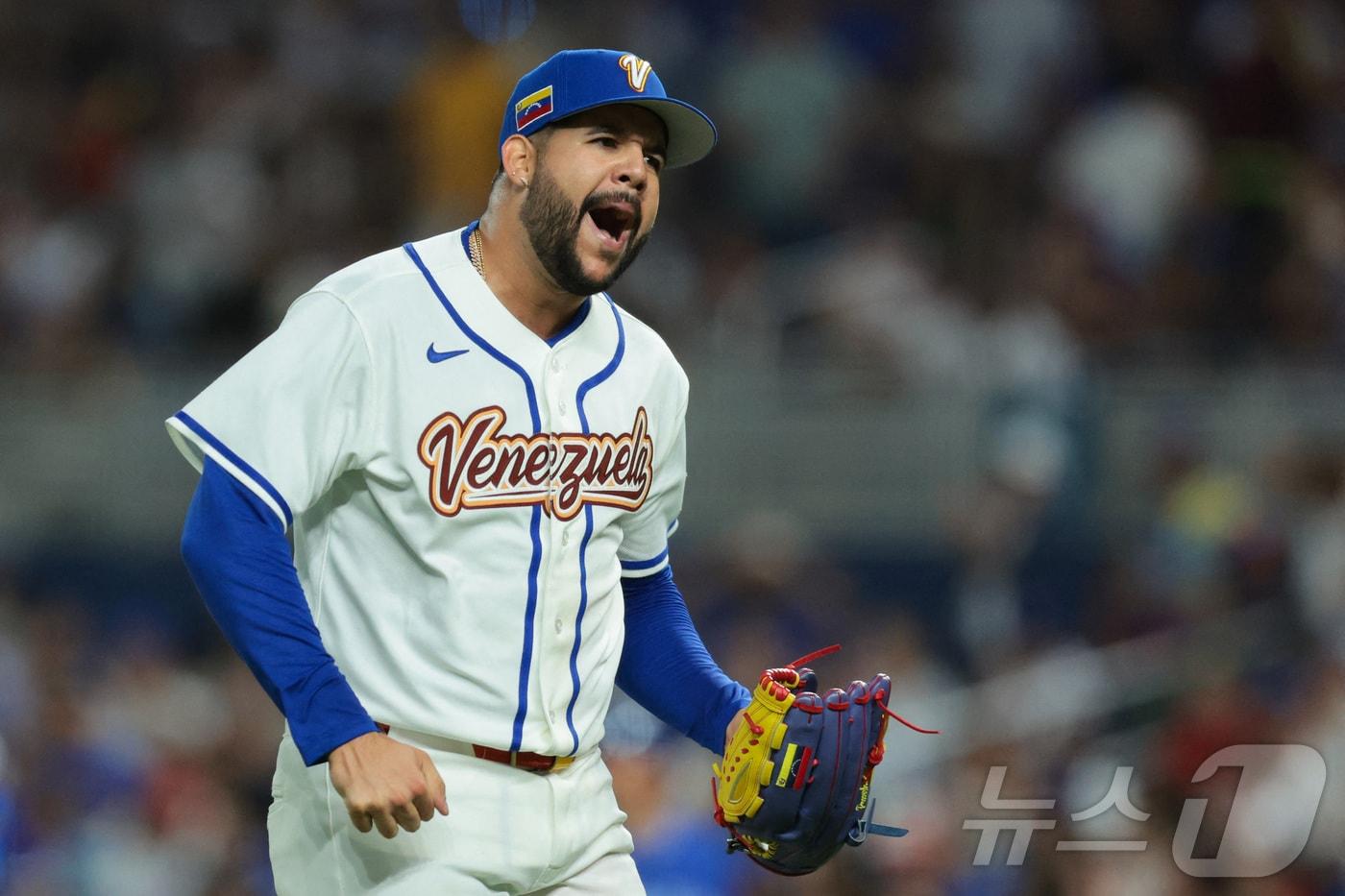 본문 이미지 - 베네수엘라 야구대표팀 투수 엔마누엘 데 헤이수스. ⓒ 로이터=뉴스1