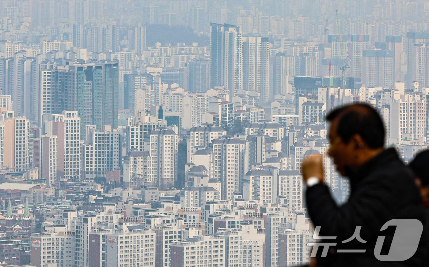 본문 이미지 - 서울 아파트 단지 모습. 2026.3.16 ⓒ 뉴스1 김도우 기자