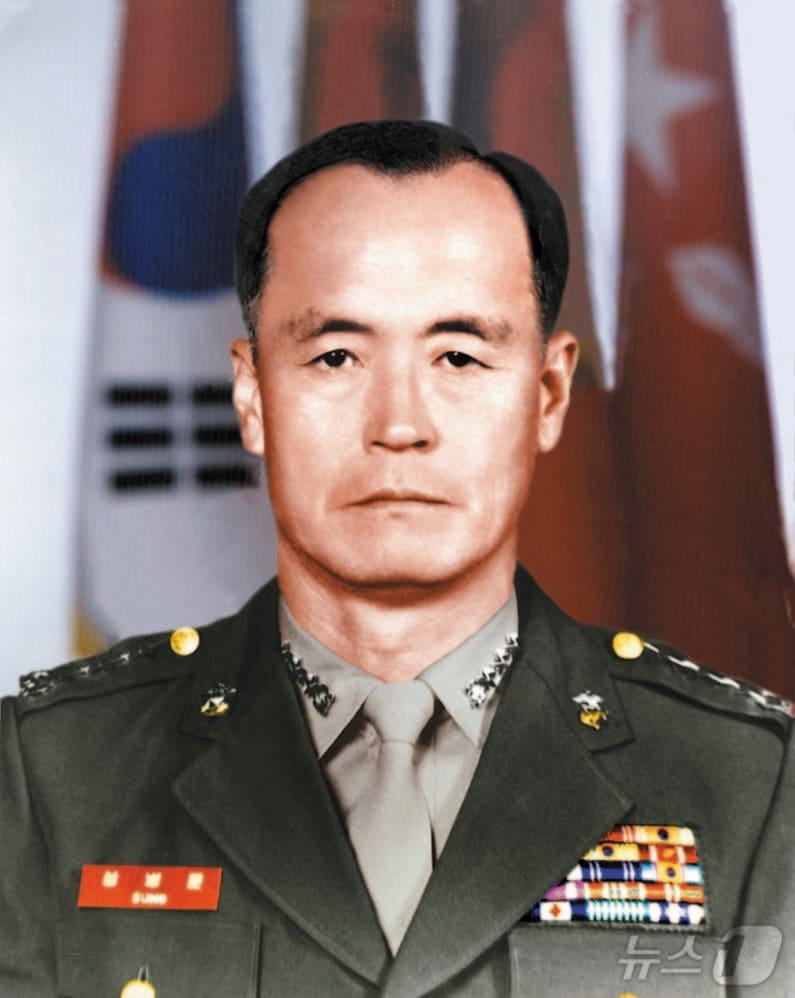 본문 이미지 - 성병문 제16대 해병대사령관. (해병대사령부 제공)