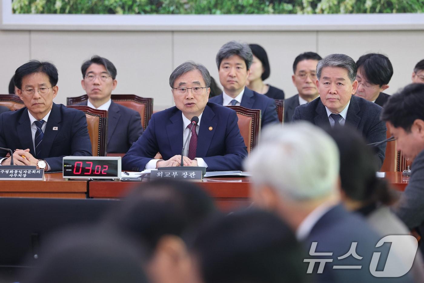 본문 이미지 - 조현 외교부 장관이 17일 서울 여의도 국회에서 열린 외교통일위원회 전체회의에서 의원 질의에 답변하고 있다. 2026.3.17 ⓒ 뉴스1 신웅수 기자