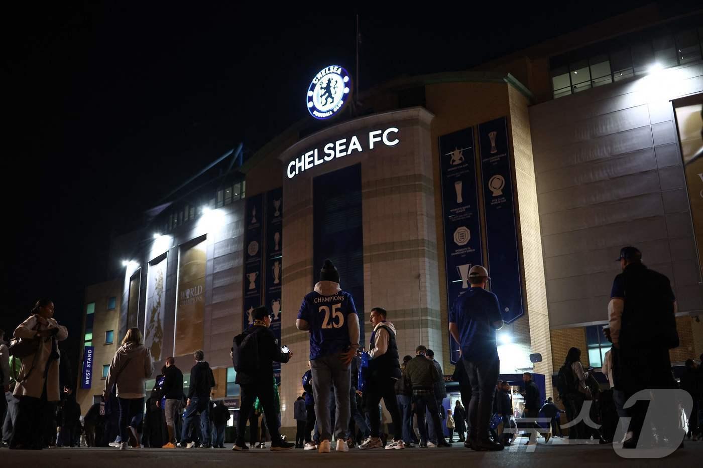 본문 이미지 - 첼시가 뒷돈 거래로 벌금 징계를 받았다. ⓒ AFP=뉴스1