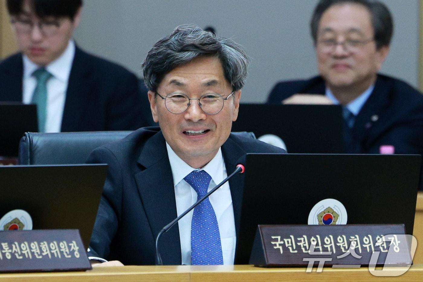 본문 이미지 - 정일연 국민권익위원장이 17일 정부세종청사에서 열린 국무회의에서 발언을 하고 있다. (청와대통신사진기자단) 2026.3.17 ⓒ 뉴스1 이재명 기자