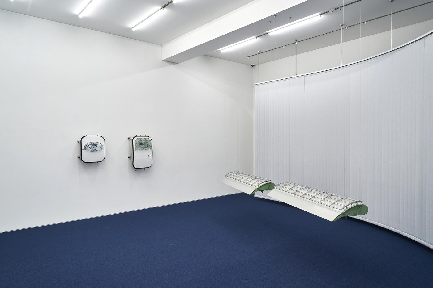 본문 이미지 - Installation view of Holding Lounge_Photo by Younsik Kim 1.  (이미지 크레딧, P21 제공, 사진 김윤식)