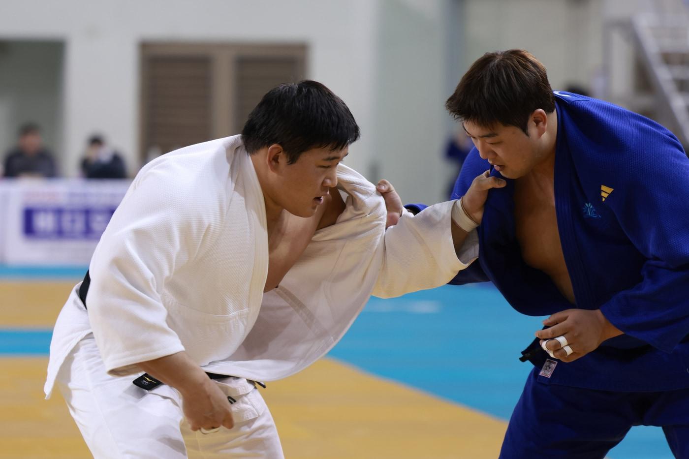 본문 이미지 -  유도 국가대표 김민종(왼쪽)(대한유도회 제공)