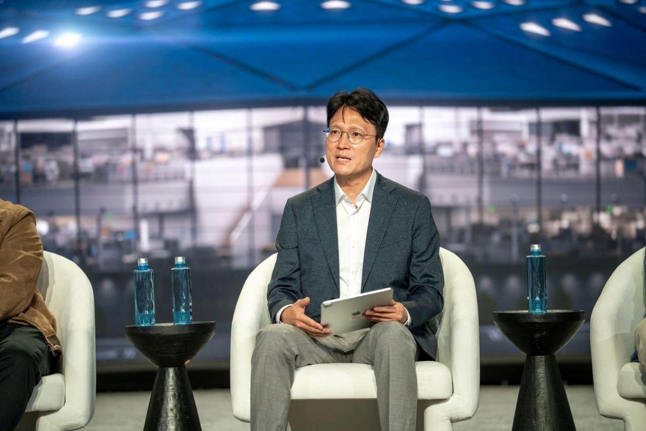 본문 이미지 - 도승용 SK하이닉스 부사장(DT부문장)이 엔비디아 GTC 2026 패널 토론에 참석해 발언을 하고 있다.(SK하이닉스 제공)/뉴스1