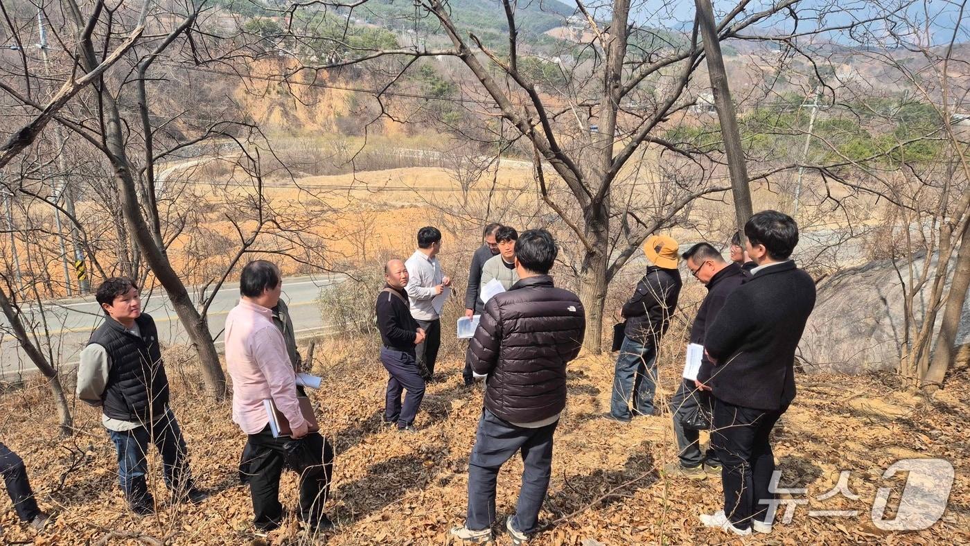 본문 이미지 - 산림청 경남지역 밤 재배 휴원지에서 현장토론회 (산림청 제공.재판매 및 DB금지)/뉴스1