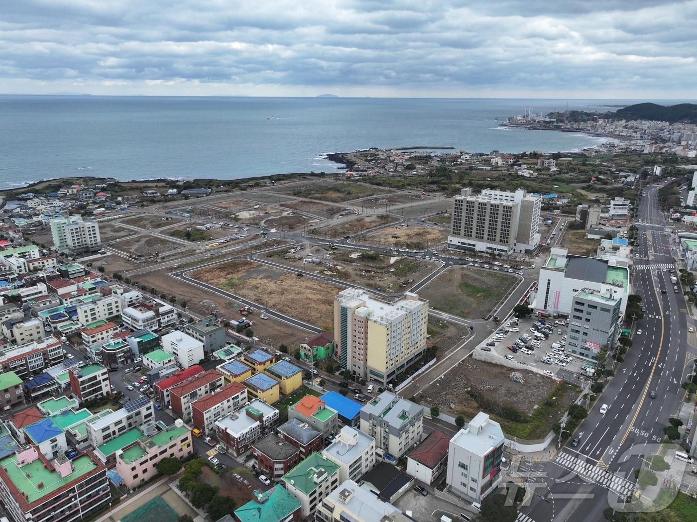 본문 이미지 - 제주시 화북상업지역 전경.(제주시 제공, 재판매 및 DB 금지) ⓒ 뉴스1 오미란 기자