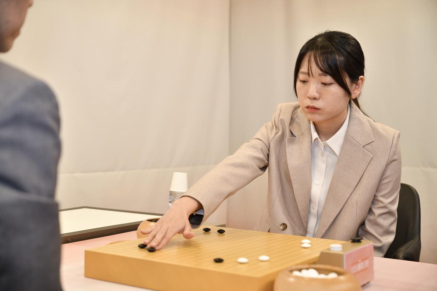 본문 이미지 - 김채영 9단이 블리츠 오픈 결승 1국서 승리했다.(한국기원 제공) 