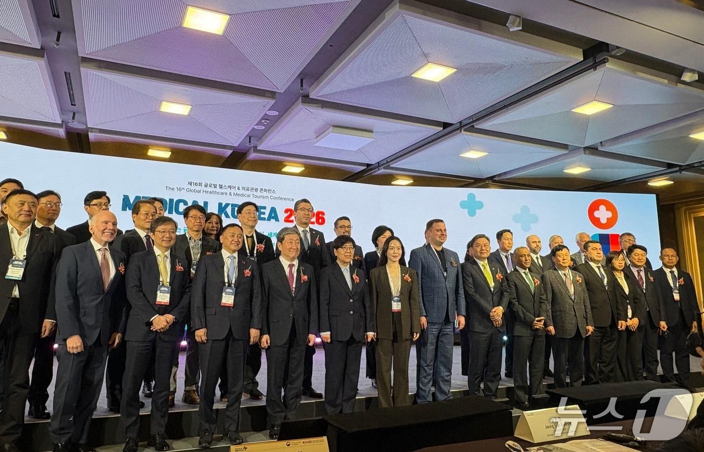 본문 이미지 - 서울 코엑스에서 열린 '메디컬 코리아 2026' 개막식.