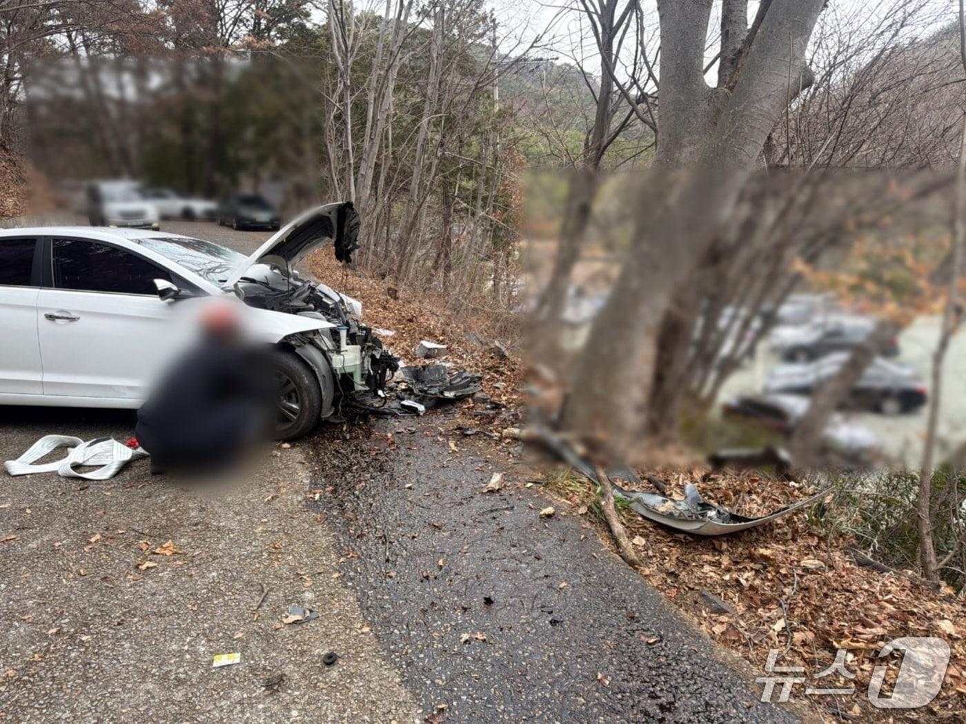본문 이미지 - 1일 부산 장안사 교통사고 현장.(기장경찰서 제공. 재판매 및 DB 금지)