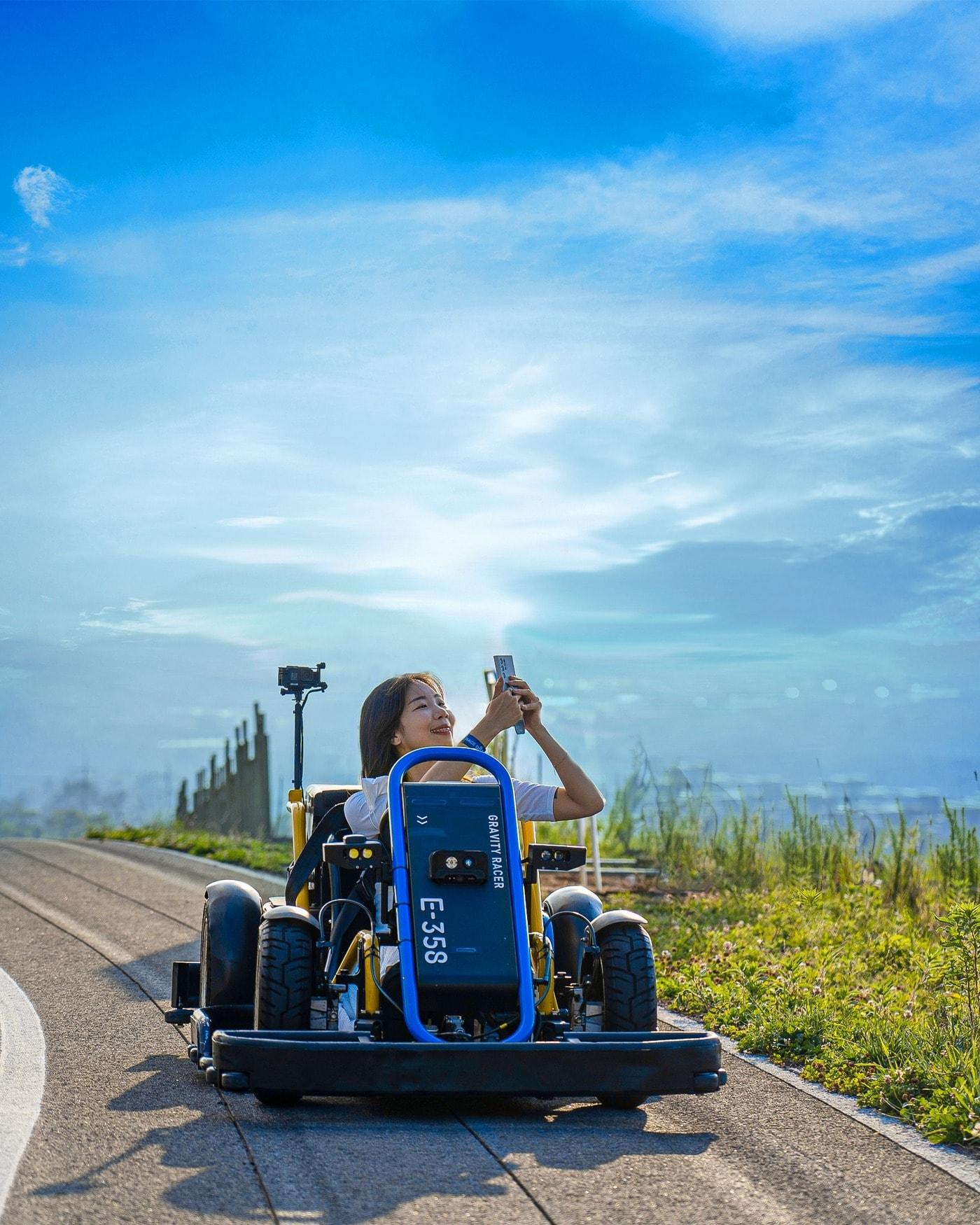본문 이미지 - KBO는 제주시 애월읍에 위치한 '9.81파크 제주'와 함께 다양한 액티비티를 통해 KBO리그 구단을 응원하는 '내 꿈은 KBO 981리그 응원단장' 프로그램을 진행한다고 20일 밝혔다.(KBO 제공)