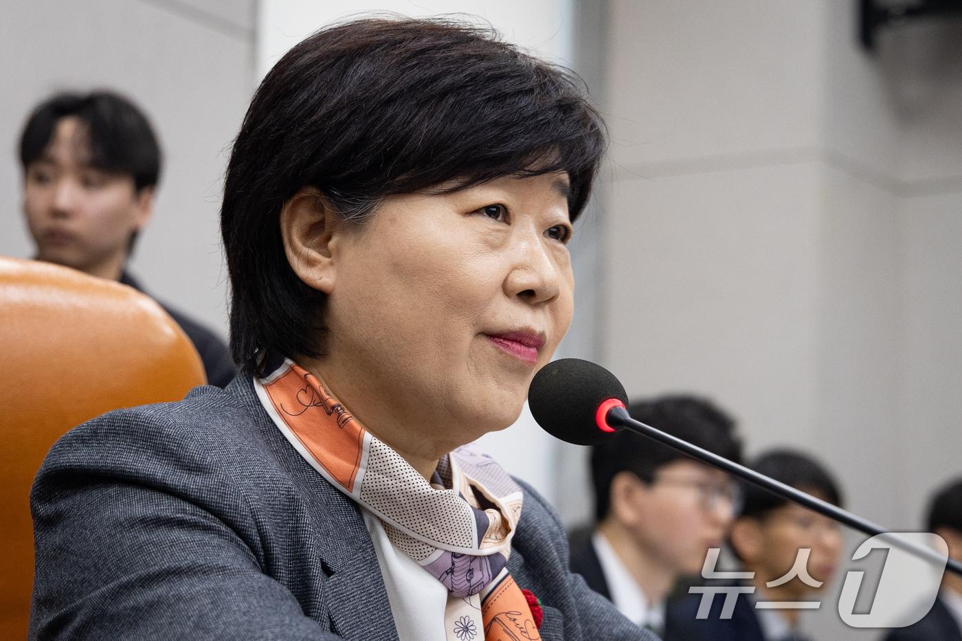 본문 이미지 - 지난 20일 서울 여의도 국회에서 열린 제433회 국회(임시회) 윤석열 정권 정치검찰 조작기소 의혹 사건 진상규명 국정조사특별위원회 제1차 전체회의에서 서영교 위원장이 의사진행을 하고 있다. 2026.3.20 ⓒ 뉴스1 유승관 기자