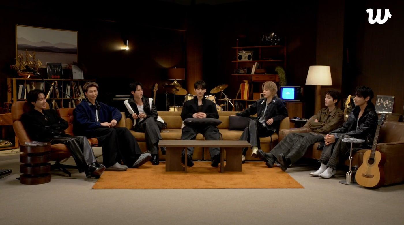 본문 이미지 - 방탄소년단 (위버스 라이브 화면 갈무리)
