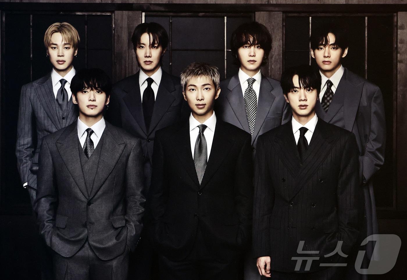 본문 이미지 - 20일 서울 종로구 교보문고 광화문점에 방탄소년단(BTS)의 5집 앨범 '아리랑'(ARIRANG)이 진열되어 있다. 2026.3.20 ⓒ 뉴스1 최지환 기자