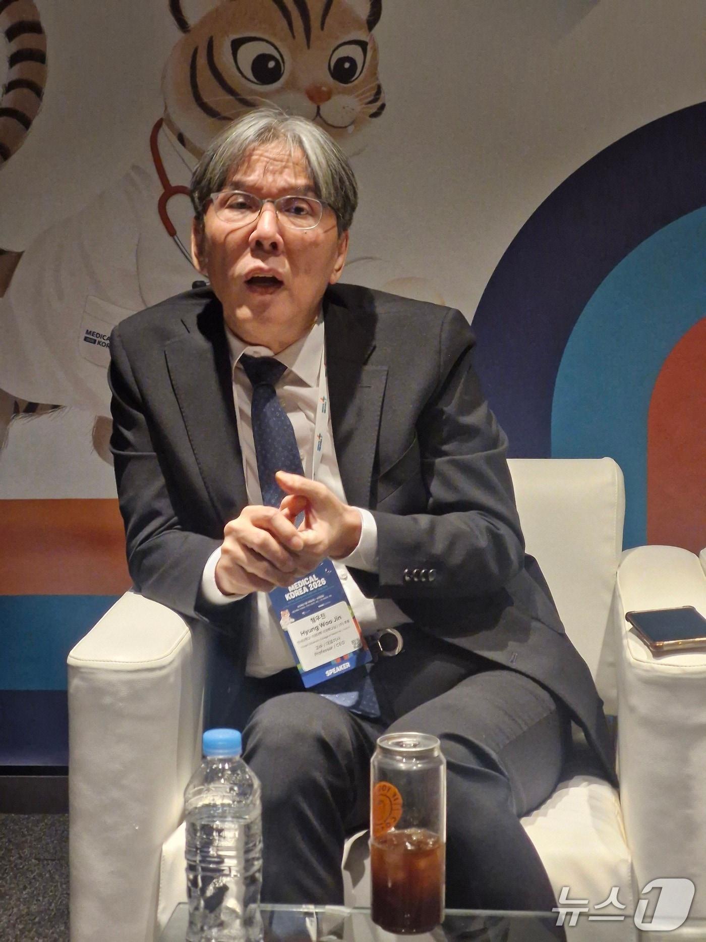 본문 이미지 - 형우진 휴톰 대표(연세대 의대 교수)