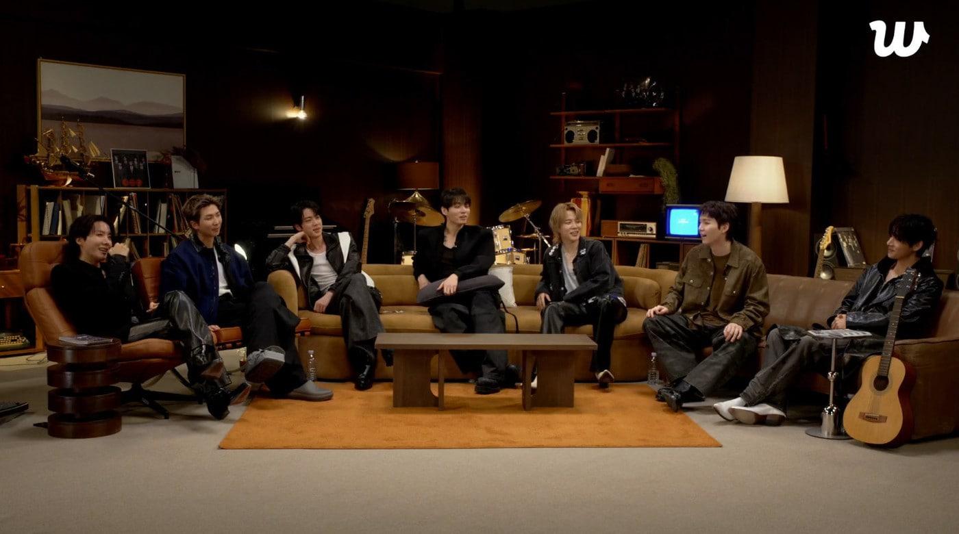 본문 이미지 - 방탄소년단(위버스 라이브 화면 갈무리)