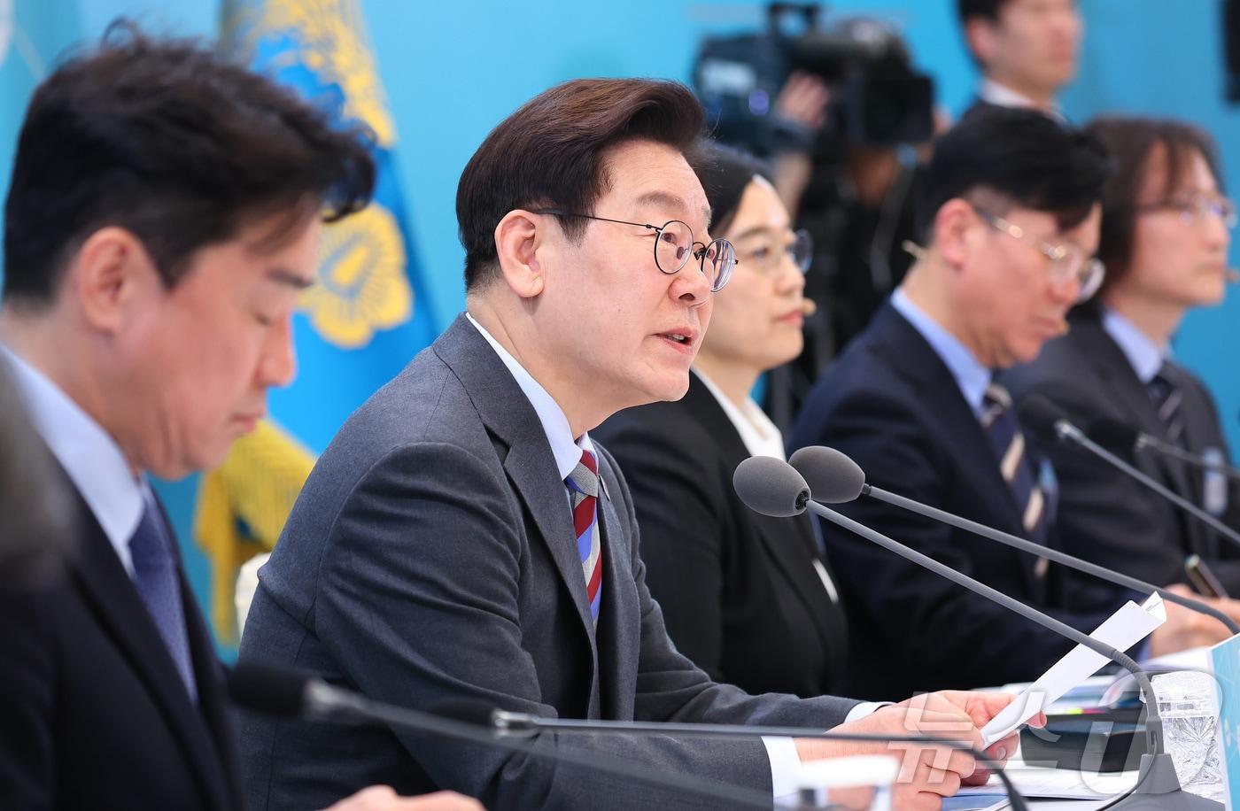 본문 이미지 - 이재명 대통령이 20일 청와대에서 열린 중소기업인과의 대화에서 발언하고 있다. 2026.3.20 ⓒ 뉴스1 허경 기자