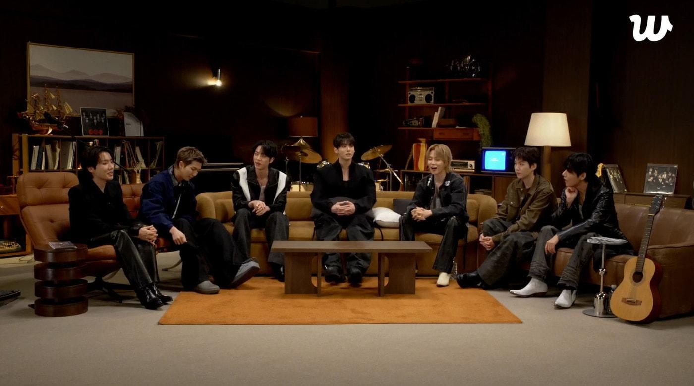 본문 이미지 - 방탄소년단 (위버스 라이브 화면 갈무리)