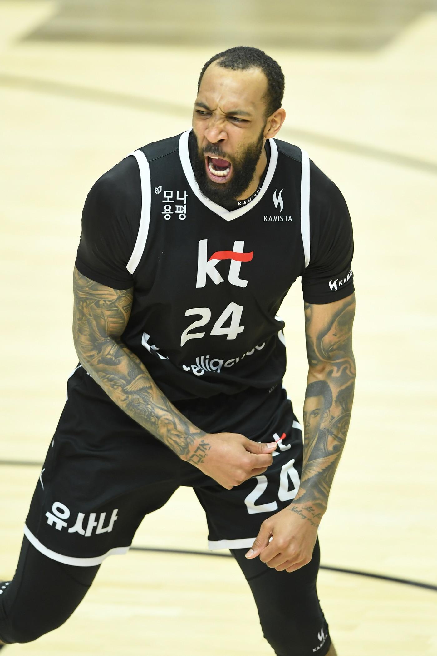 본문 이미지 - 수원 KT 데릭 윌리엄스.(KBL 제공)