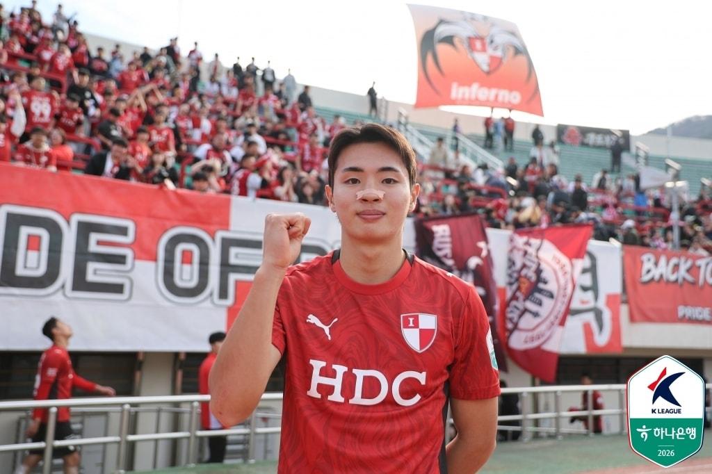 본문 이미지 - 부산 최예훈(한국프로축구연맹 제공)