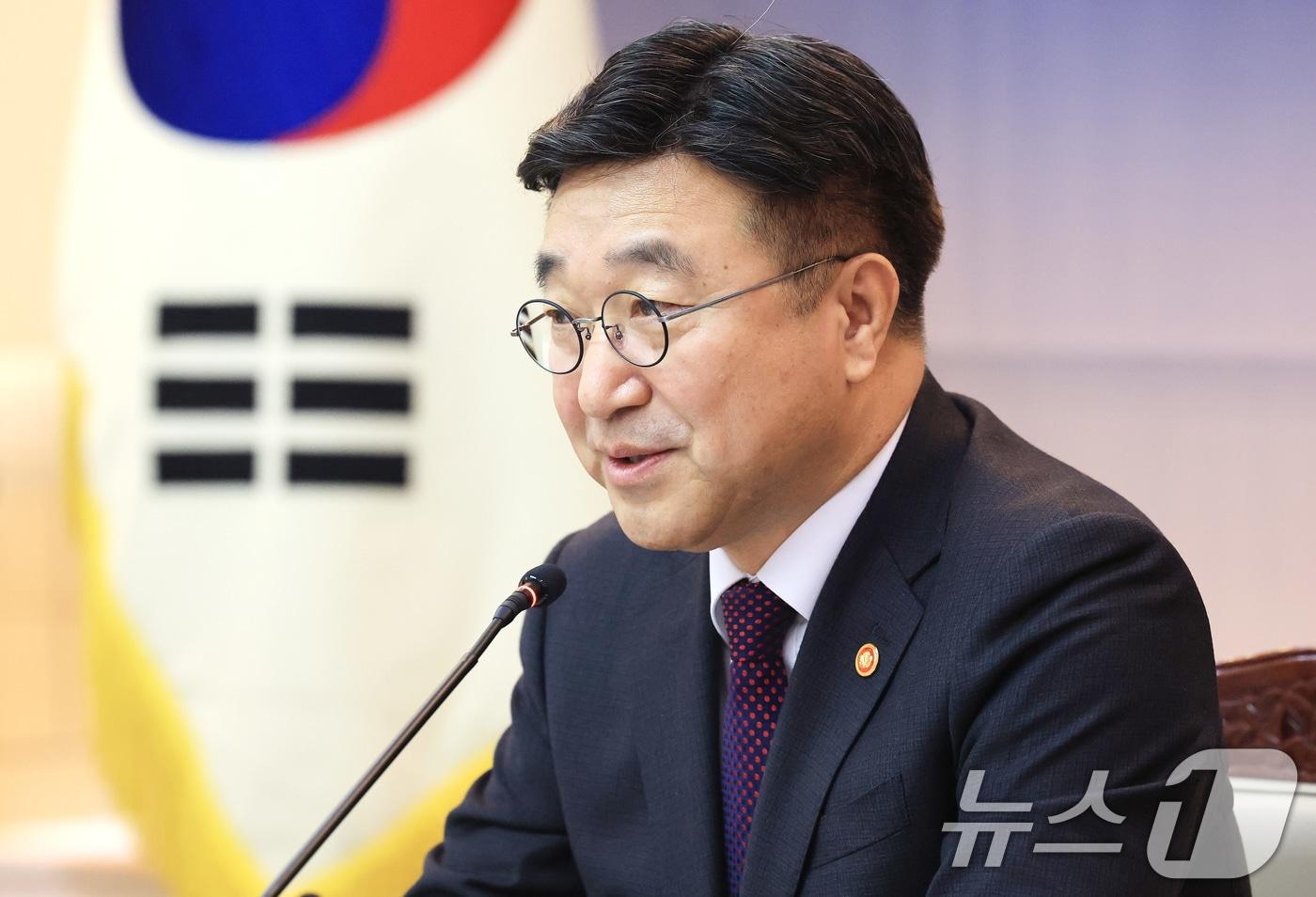 본문 이미지 - 윤호중 행정안전부 장관이 23일 서울 종로구 정부서울청사에서 열린 제2회 중앙지방정책협의회 회의에서 발언을 하고 있다. 2026.3.23 ⓒ 뉴스1 임세영 기자