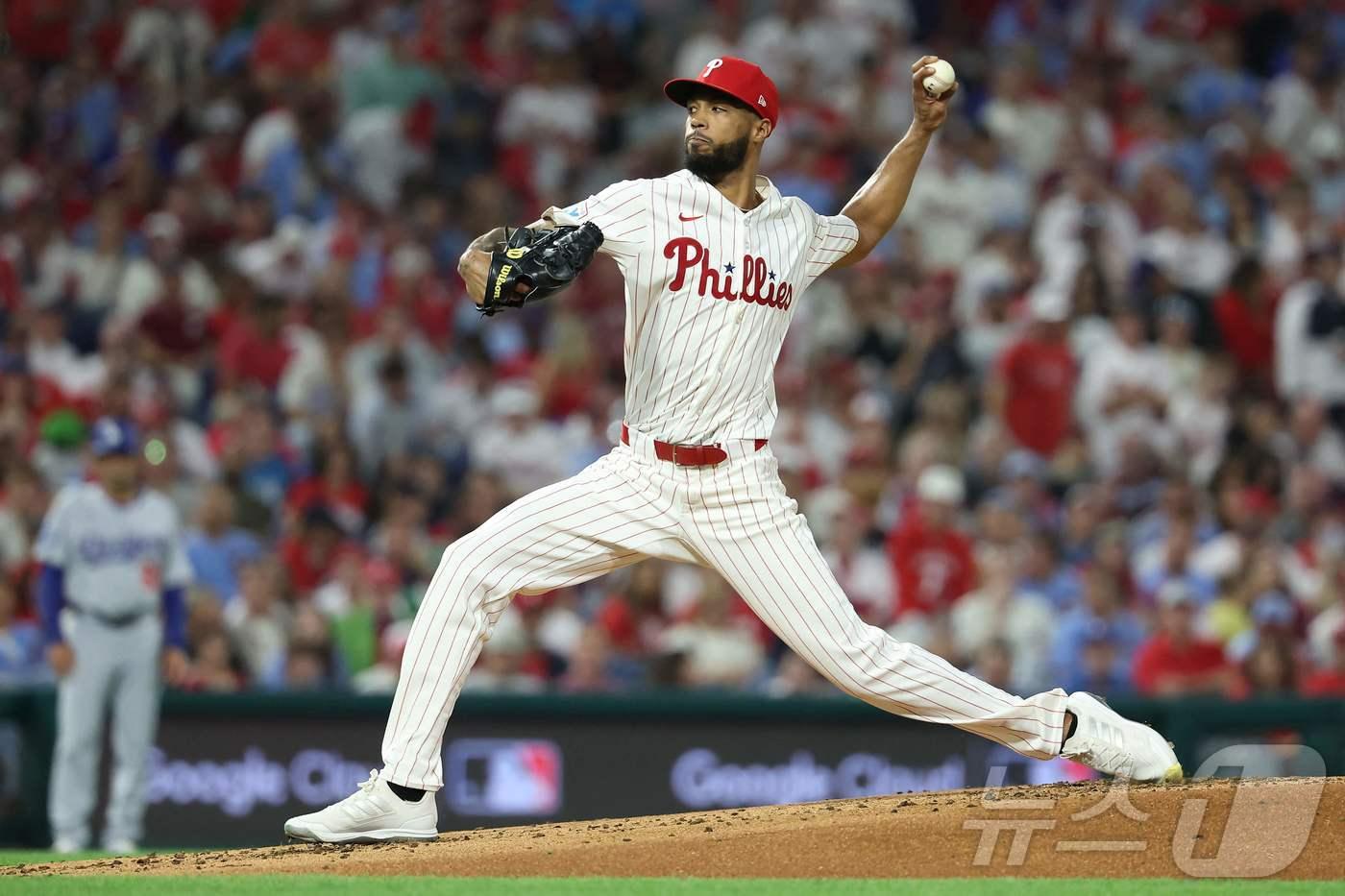 본문 이미지 - 필라델피아 필리스와 연장 계약을 체결한 크리스토퍼 산체스. ⓒ AFP=뉴스1