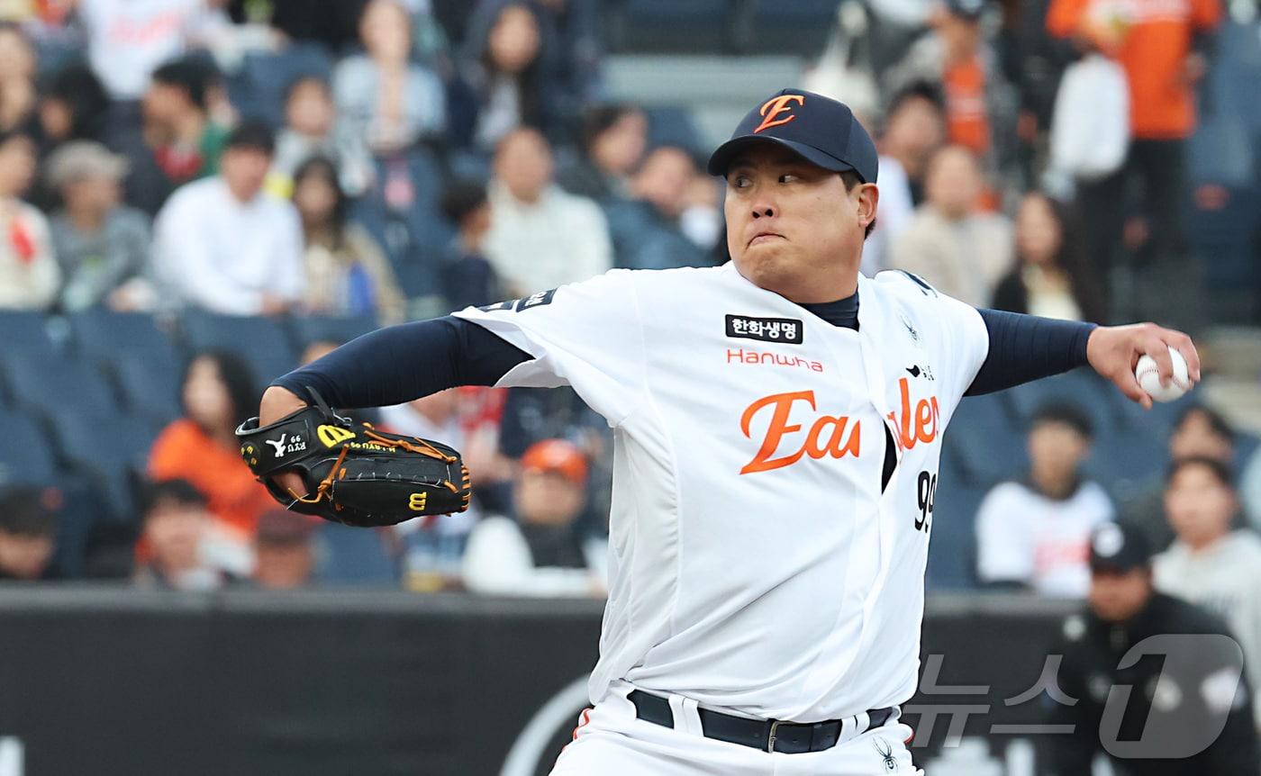 본문 이미지 - 한화 이글스 투수 류현진. 2026.3.23 ⓒ 뉴스1 김기남 기자