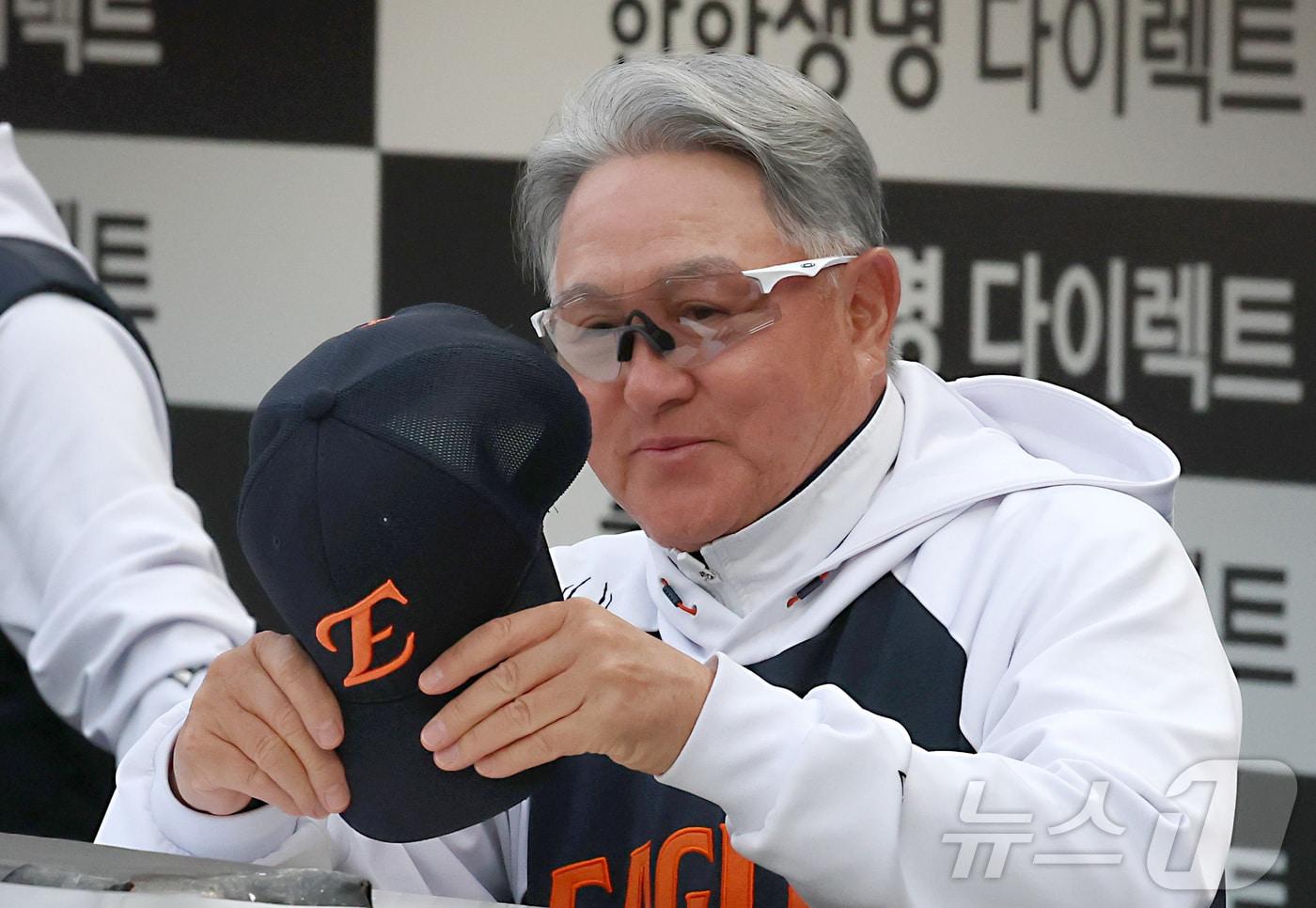 본문 이미지 - 한화 이글스 김경문 감독. ⓒ 뉴스1 김기남 기자