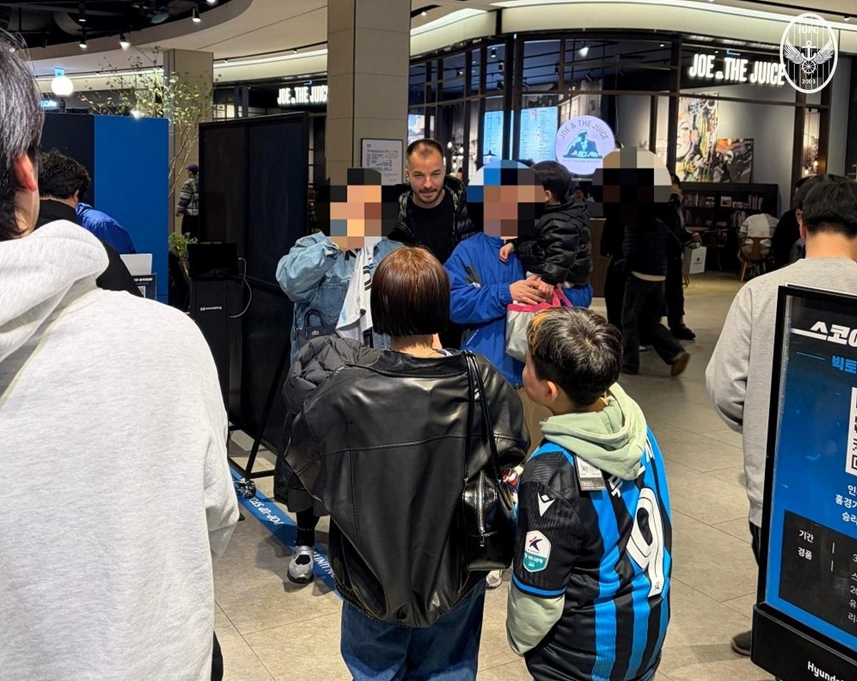 본문 이미지 - 인천의 송현아 팝업스토어(인천 제공) 