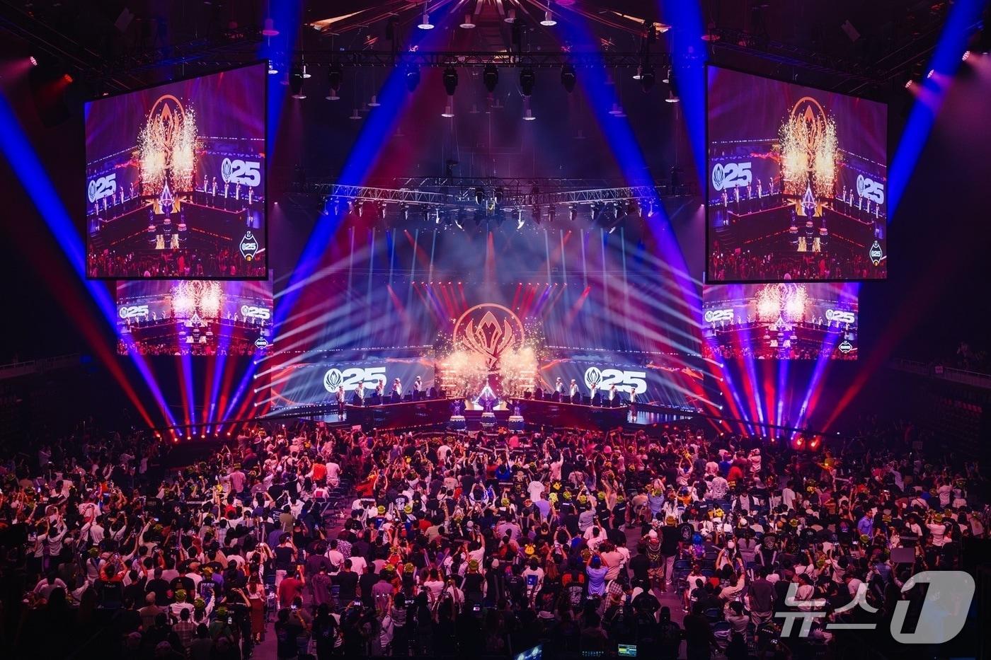 본문 이미지 - 지난해 캐나다(벤쿠버) 대회 메인 경기석 모습 (시 제공) / 뉴스1