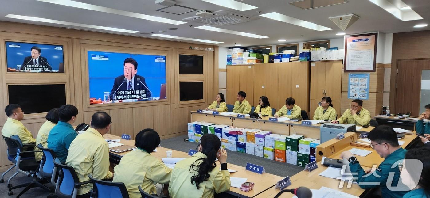 본문 이미지 - 전북 임실군이 하천·계곡 구역 내 불법점용시설과 불법행위 단속을 위해 TF팀을 구성하고 전수조사를 실시한다.(임실군제공, 재판매 및 DB금지)2026.3.24/뉴스1
