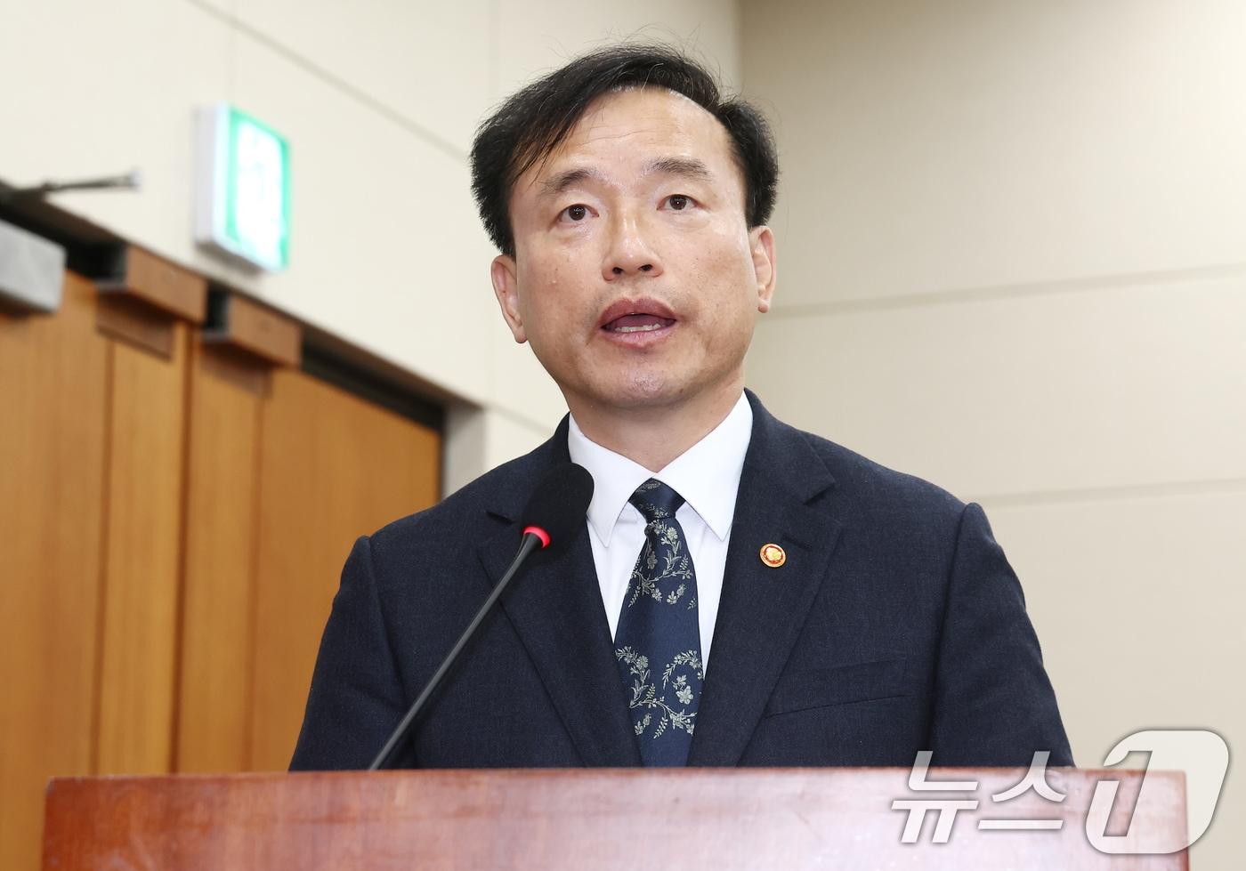 본문 이미지 - 김종철 방송미디어통신위원장. 2026.3.24 ⓒ 뉴스1 김민지 기자