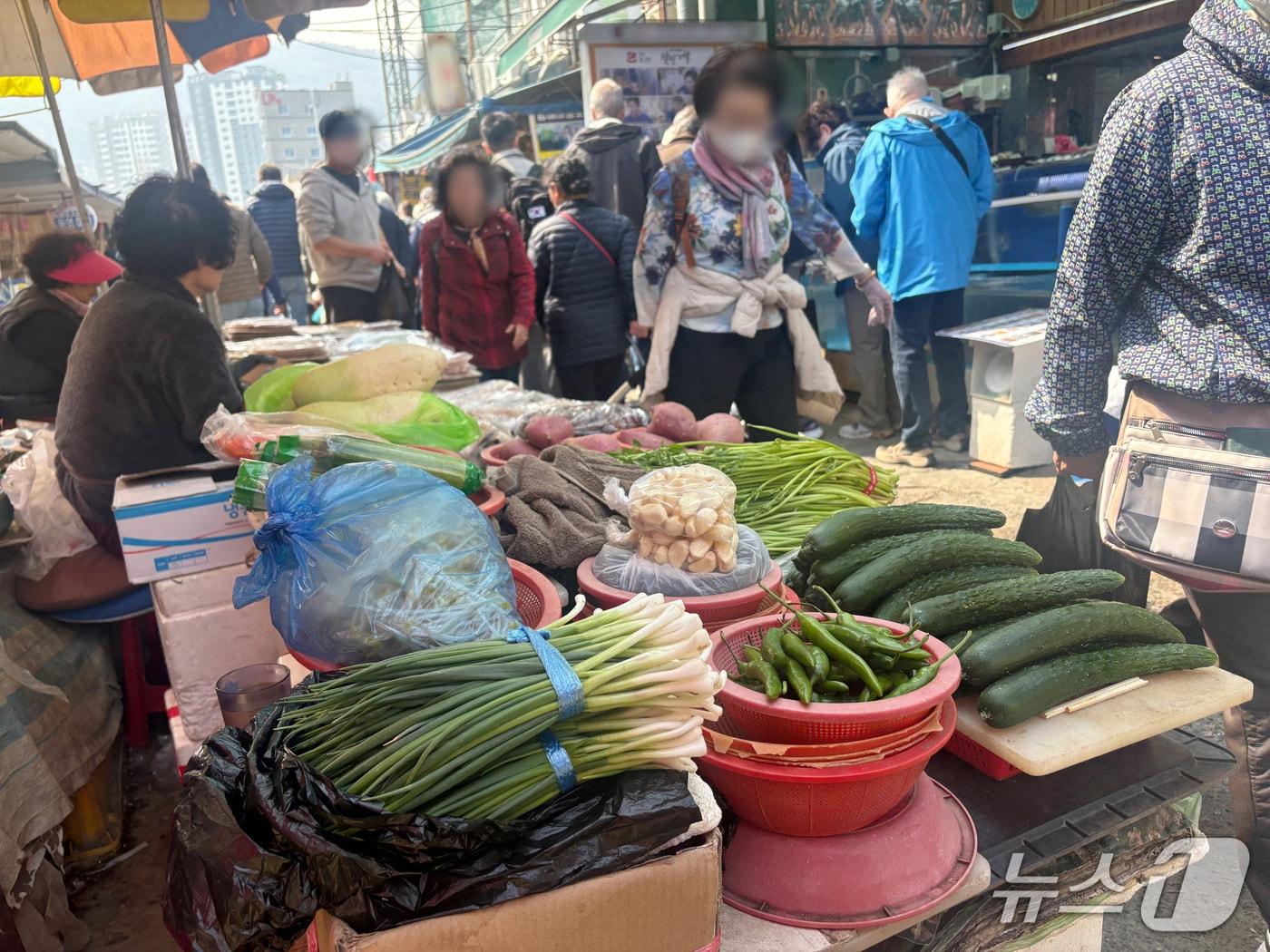본문 이미지 - 부산 중구 남포동 자갈치시장 일대 모습. 2026.3.24 ⓒ 뉴스1 박서현 기자
