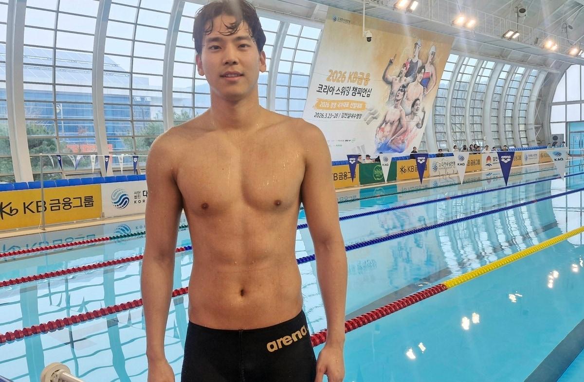 본문 이미지 - 남자 배영 200m에서 우승한 이주호. (대한수영연맹 제공)