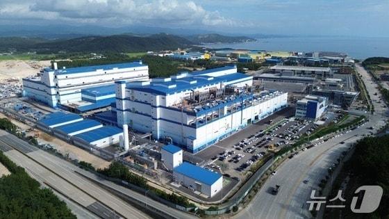 본문 이미지 - 포스코퓨처엠 포항 양극재 공장 전경(자료사진. 포스코퓨처엠 제공).