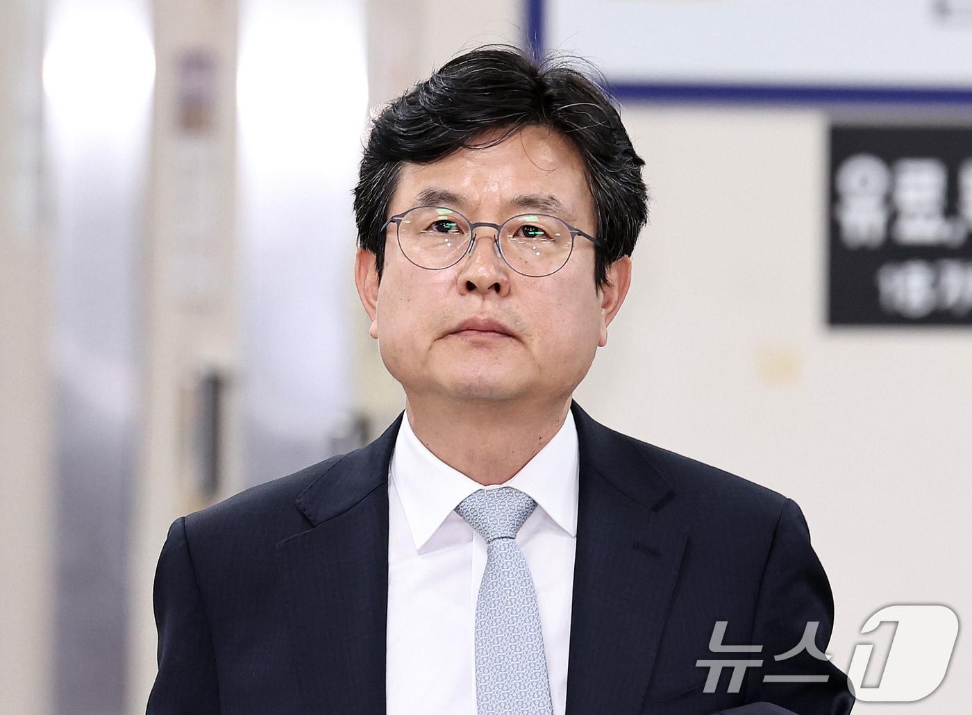 본문 이미지 - 12·3 비상계엄 이후 사후 문건을 작성한 혐의로 재판에 넘겨진 강의구 전 대통령실 부속실장 ⓒ 뉴스1