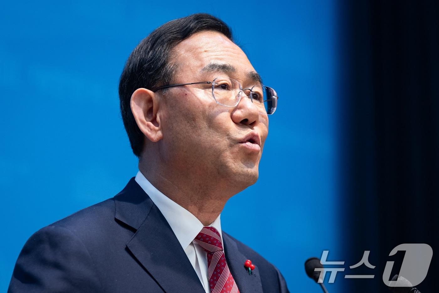 본문 이미지 - 주호영 국민의힘 의원이 지난달 26일 서울 여의도 국회 소통관에서 당 공천관리위원회의 대구시장 경선 공천 배제(컷오프)와 관련해 기자회견을 하고 있다. 주 의원은 컷오프에 반발해 서울남부지법에 공천배제결정 효력정지 가처분 신청을 냈지만 기각됐다. 2026.3.26 ⓒ 뉴스1 유승관 기자