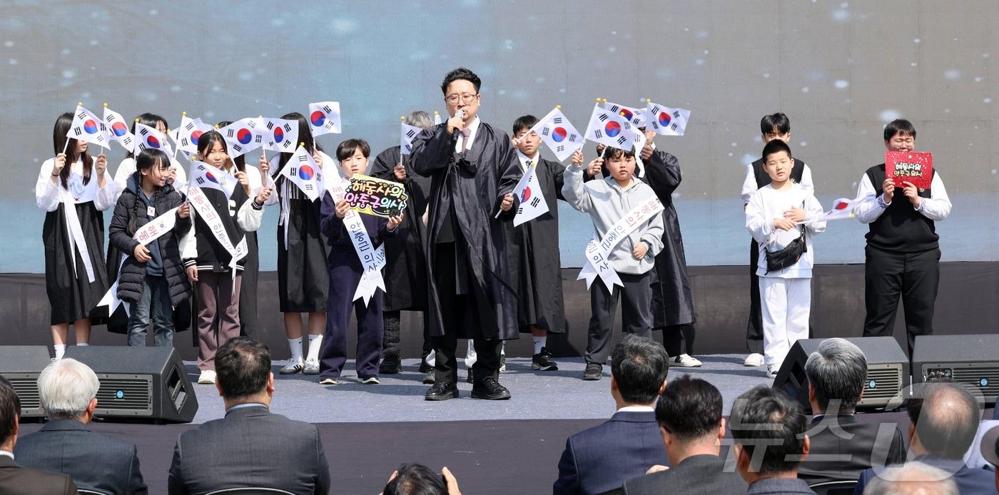 본문 이미지 - 안중근 의사 순국 116주기 추모제가 26일 전남 장흥군 장동면 해동사에서 엄숙히 봉행됐다.(장흥군 제공, 재배포 및 DB 금지) ⓒ 뉴스1