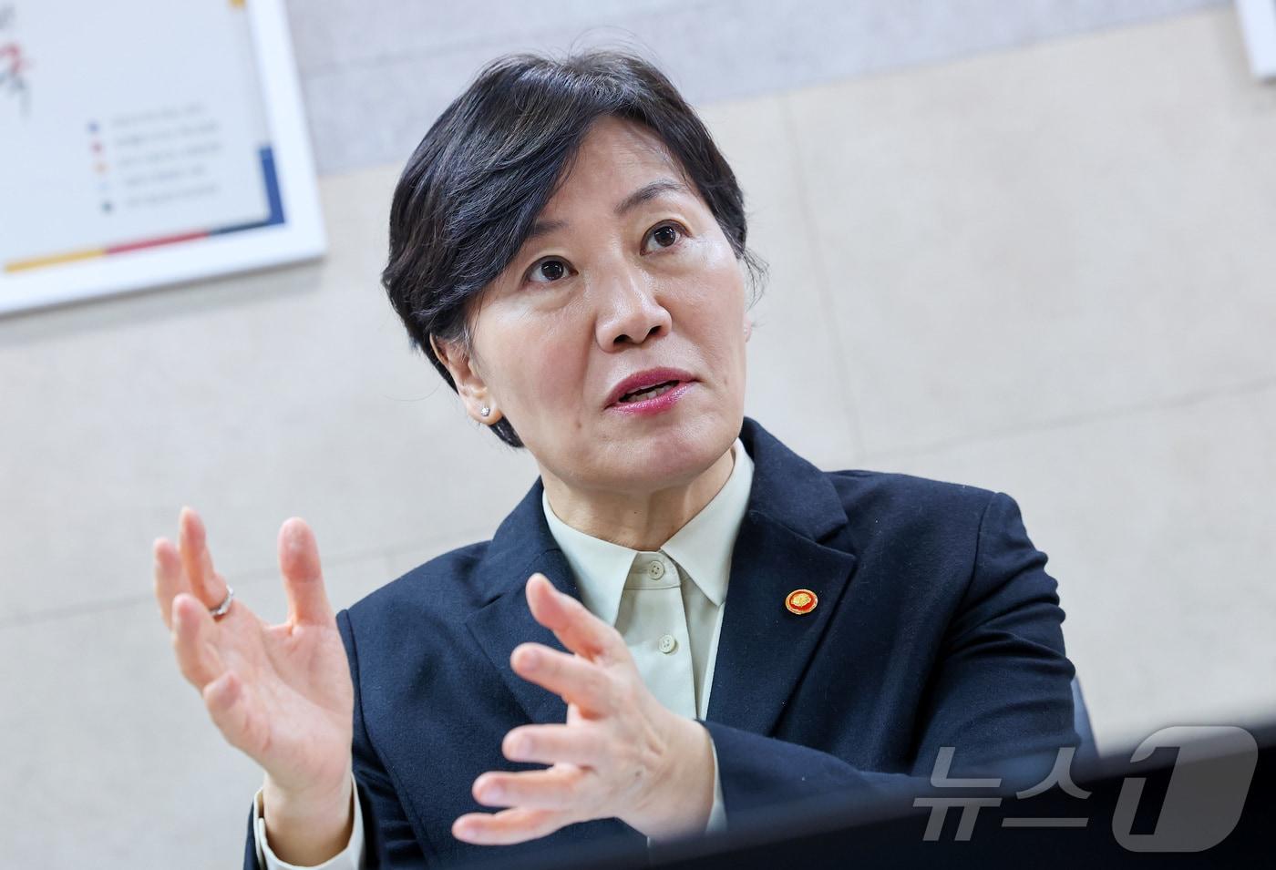 본문 이미지 - 송미령 농림축산식품부 장관이 뉴스1과 인터뷰를 진행하고 있다. 2026.3.26 ⓒ 뉴스1 김성진 기자