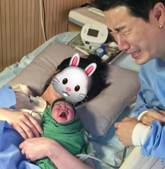 본문 이미지 - 가수 산이 인스타그램