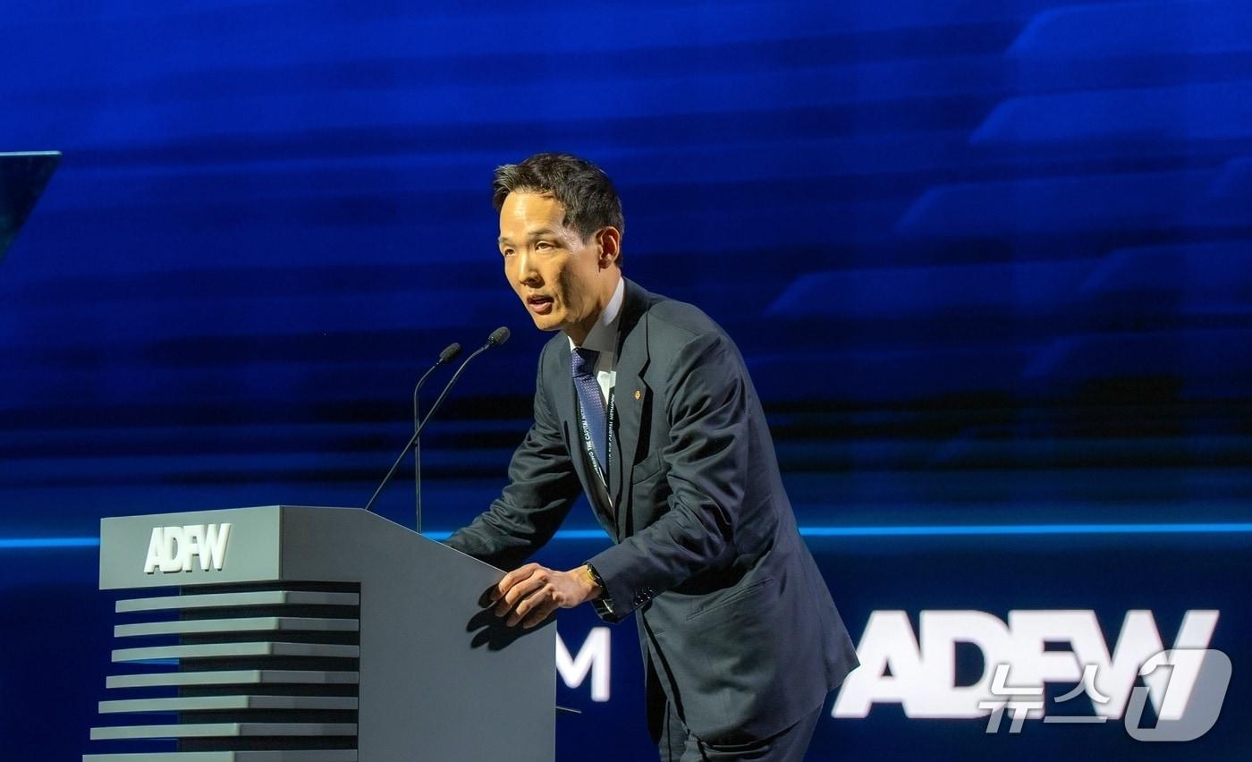 본문 이미지 - 사진은 김동원 한화생명 CGO, ADFW 2025 글로벌 마켓 서밋 개회사/사진제공=한화생명