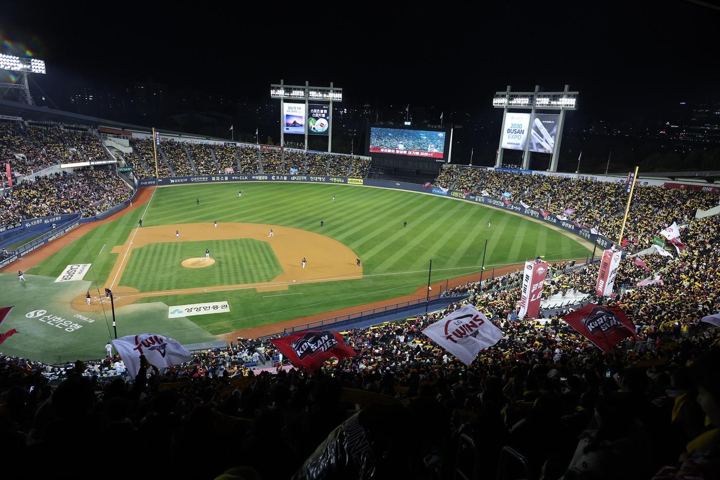 본문 이미지 - 잠실야구장