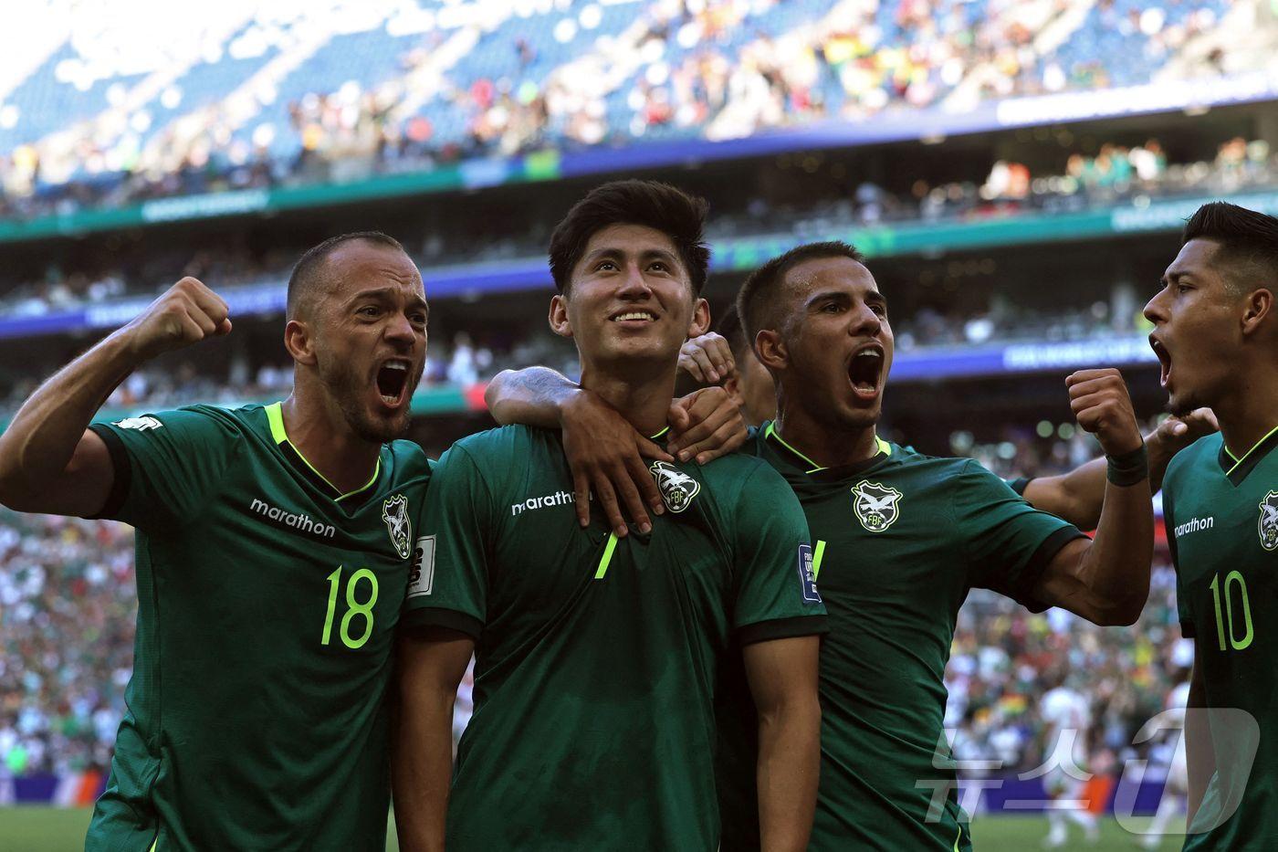 본문 이미지 - 볼리비아가 월드컵 플레이오프에서수리남을 꺾었다.ⓒ AFP=뉴스1