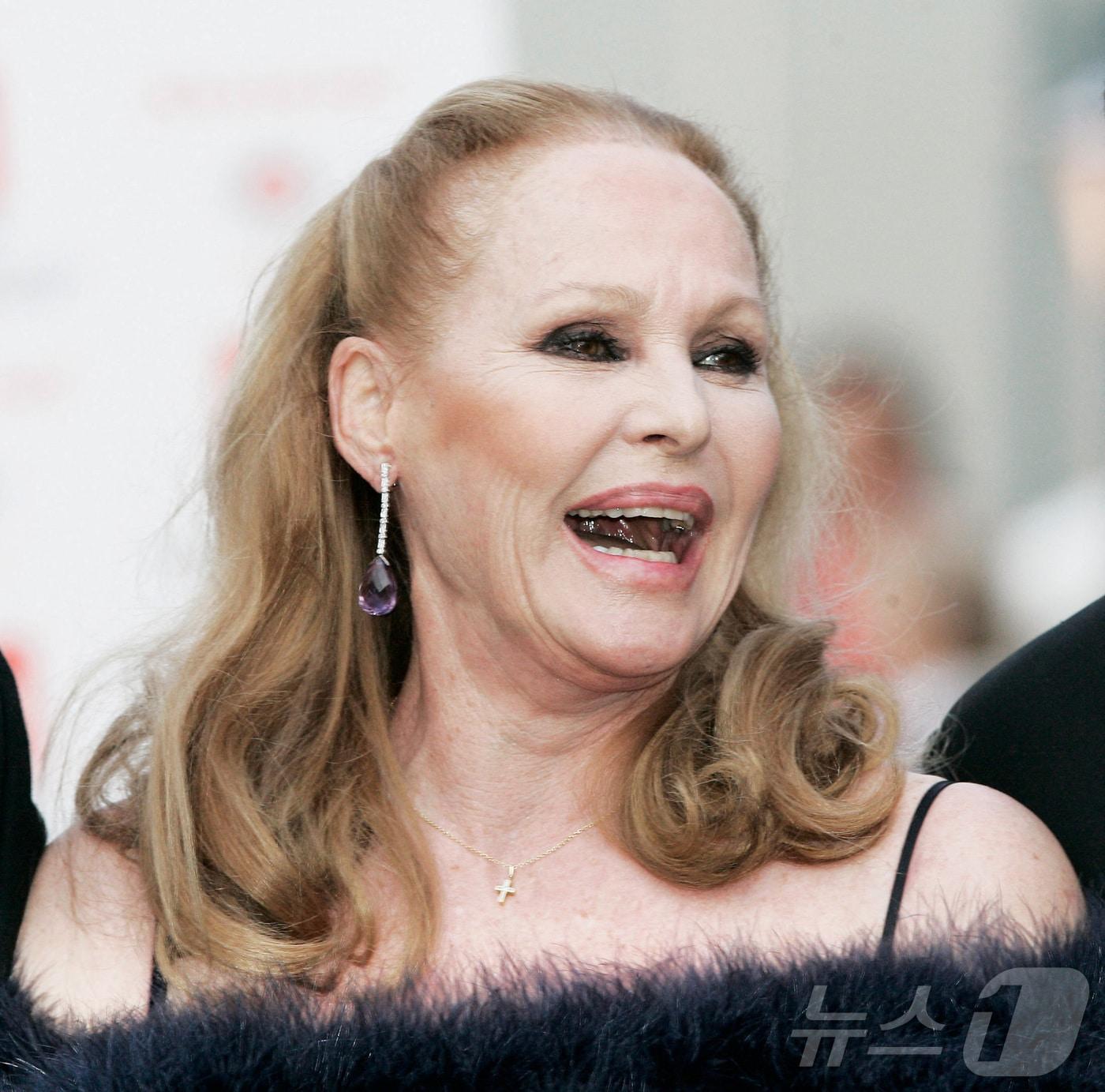 본문 이미지 - 우르술라 안드레스 ⓒ 로이터=뉴스1