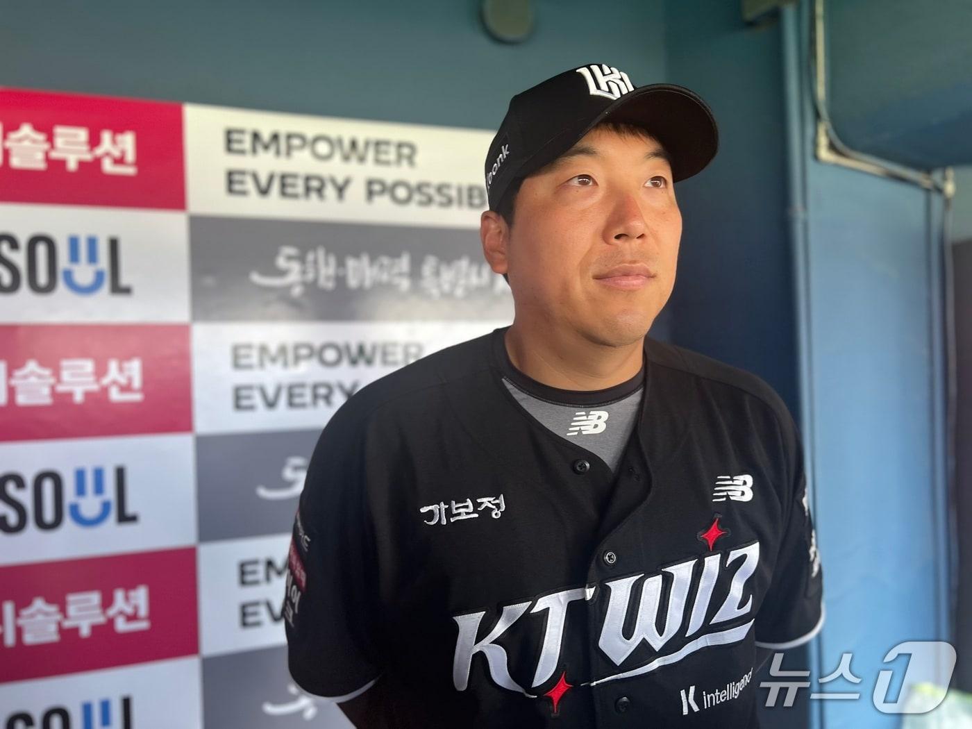 본문 이미지 - KT 위즈 유니폼을 입은 김현수. 2026.3.28 ⓒ 뉴스1 이상철 기자
