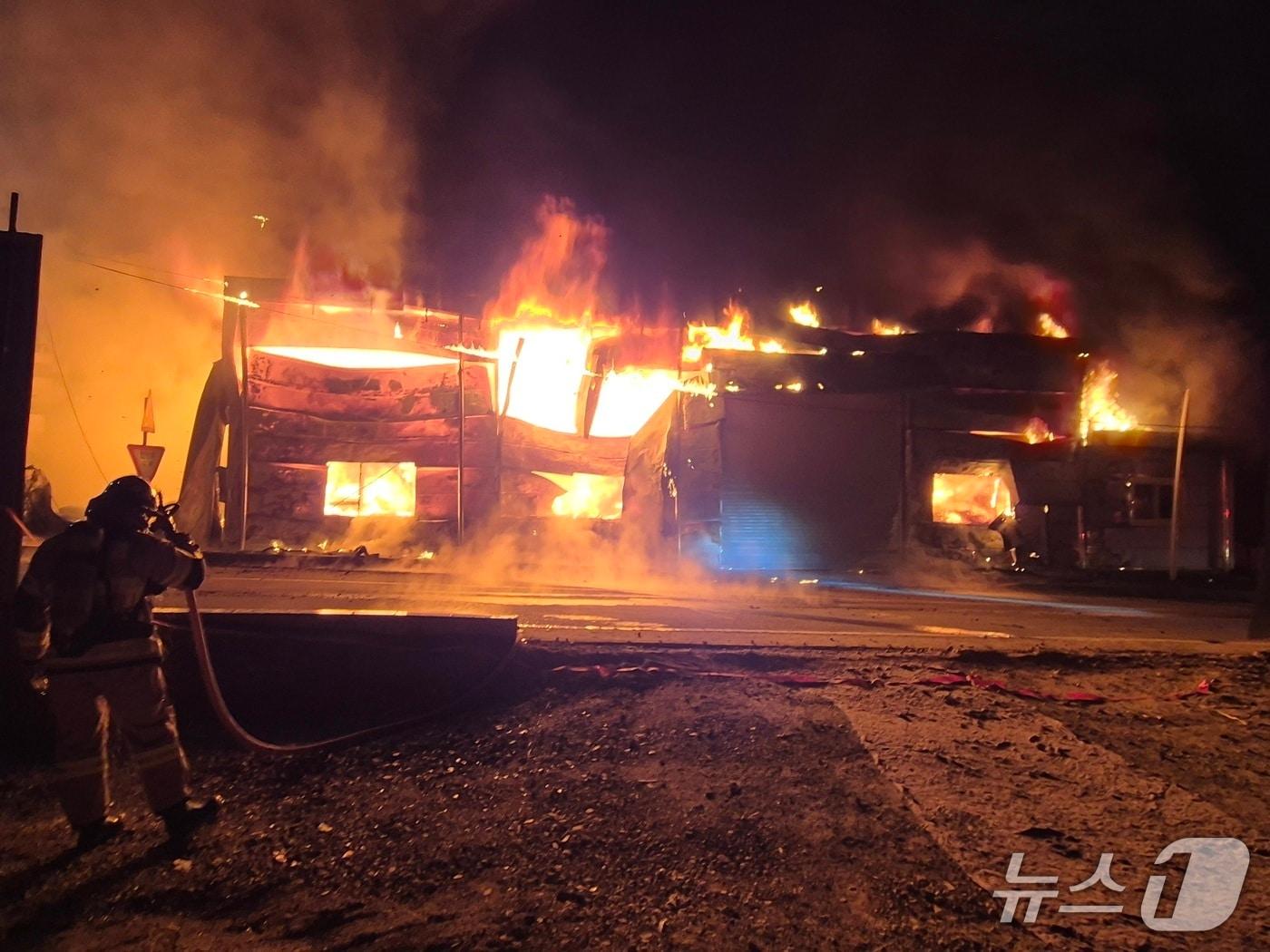 본문 이미지 - 화재 현장.(증평소방서 제공. 재판매 및 DB금지)