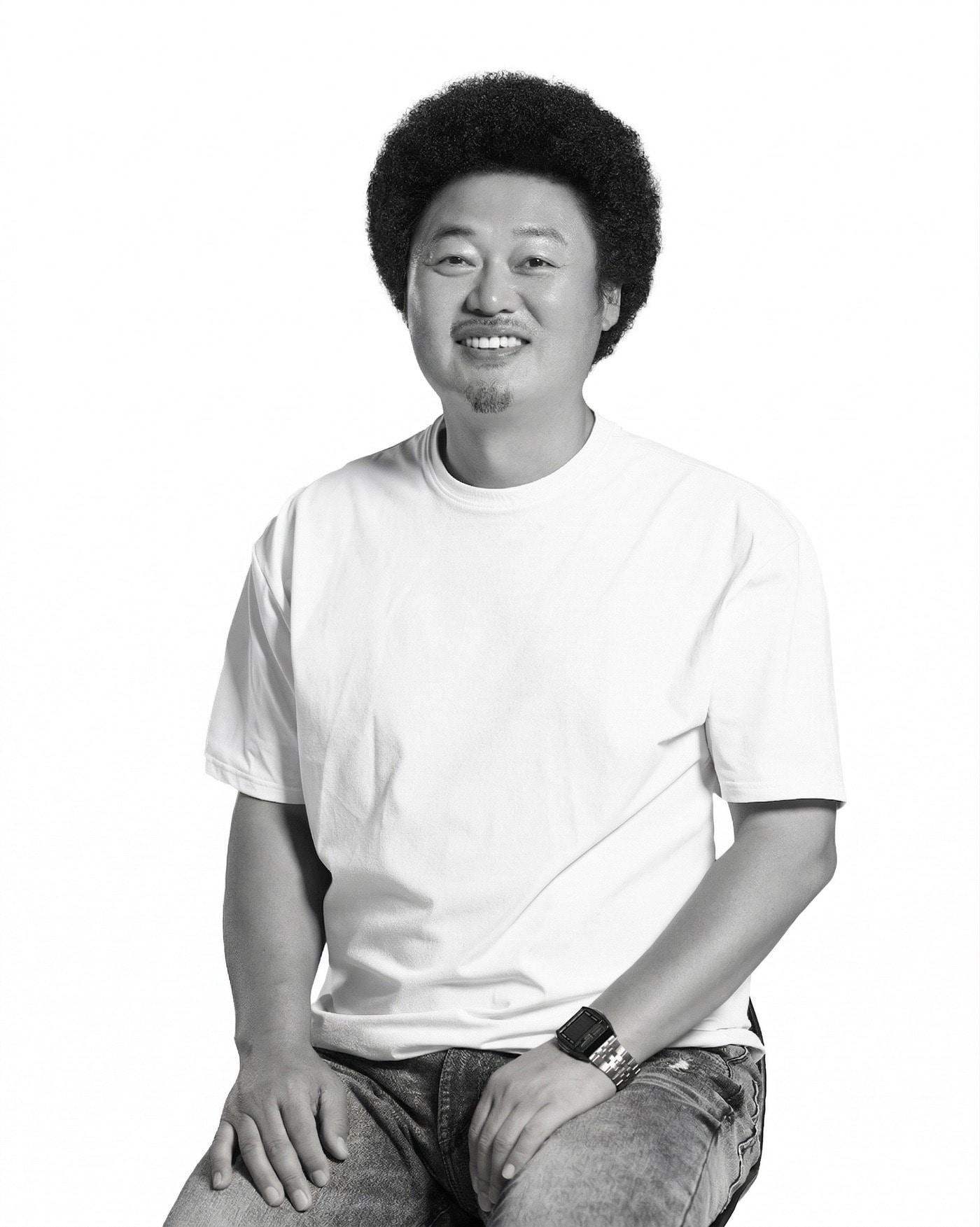 본문 이미지 - 윤택/디씨엘이엔티 제공