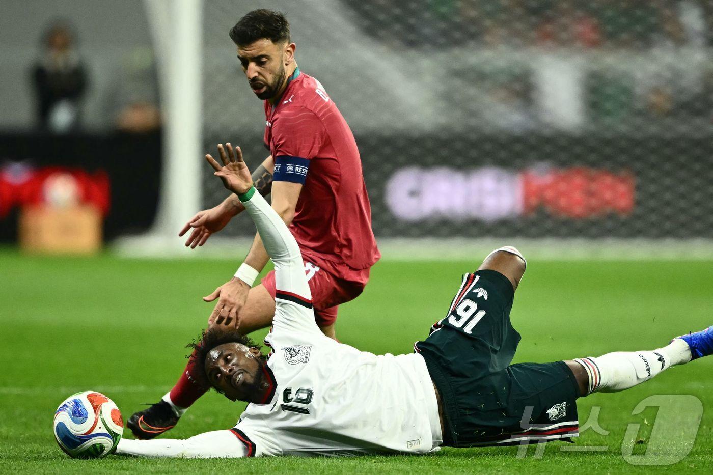 본문 이미지 - 멕시코와 포르투갈이 0-0으로 비겼다.ⓒ AFP=뉴스1