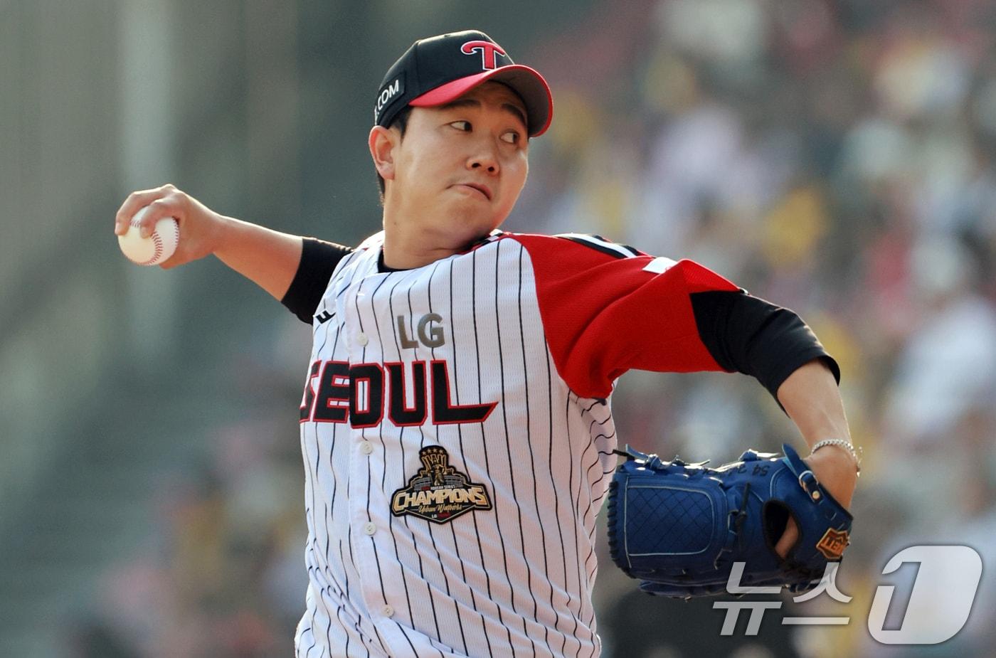 본문 이미지 - LG 트윈스 투수 유영찬. 2026.3.29 ⓒ 뉴스1 이호윤 기자