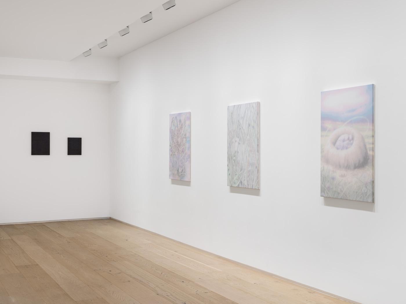 본문 이미지 - '거리의 윤리(디스턴싱, Distancing)' 전시 전경 (타데우스 로팍 제공)